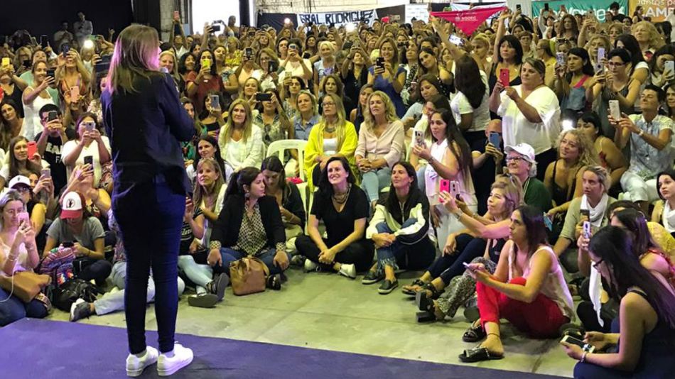 Vidal, en su vuelo rasante por el acto de mujeres en San Fernando.