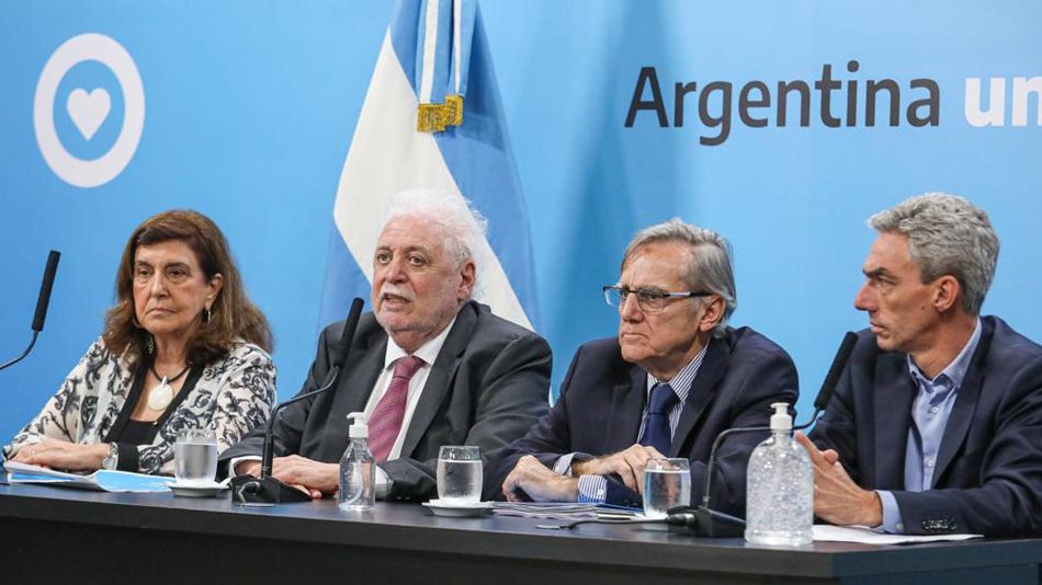 Conferencia de prensa Ministro de Salud 20200313