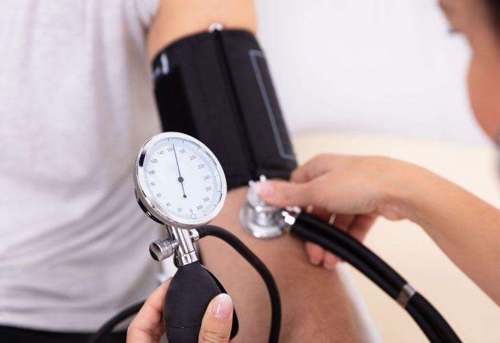 Presión arterial alta peligro de accidente cerebrovascular