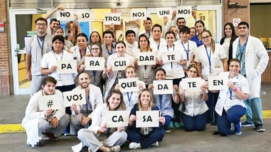20200322_medicos_hashtag_quedateencasa_gza.austral_g