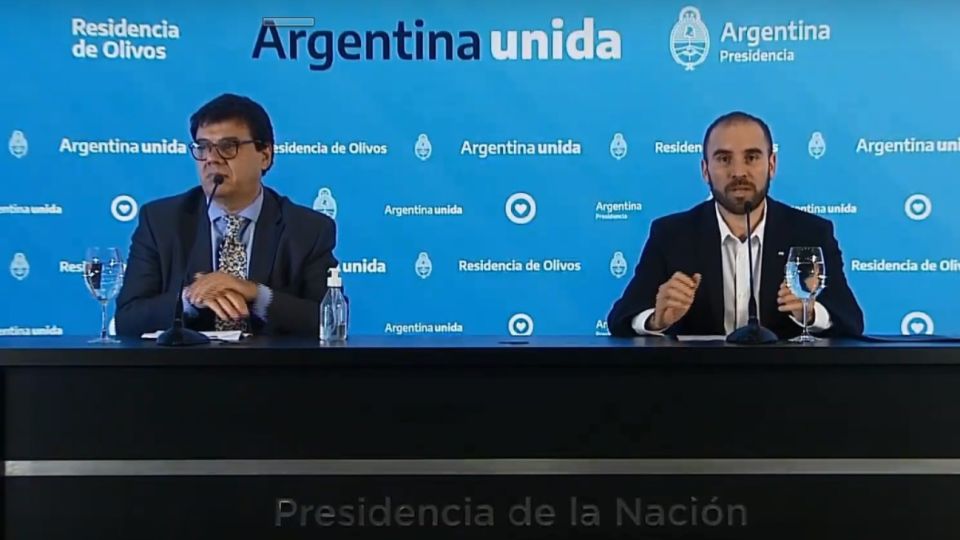 El ministro de Trabajo, Claudio Moroni, y el de Economía, Martín Guzmán, dieron anuncios económicos en medio del coronavirus.