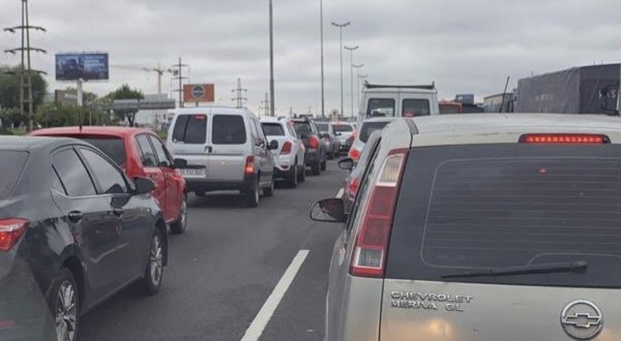 Estado del tránsito hoy miércoles en la ciudad y accesos