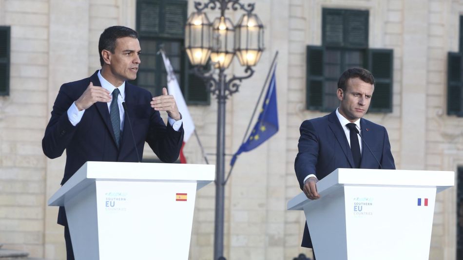 Pedro Sanchez y Emanuel Macrón 20200325