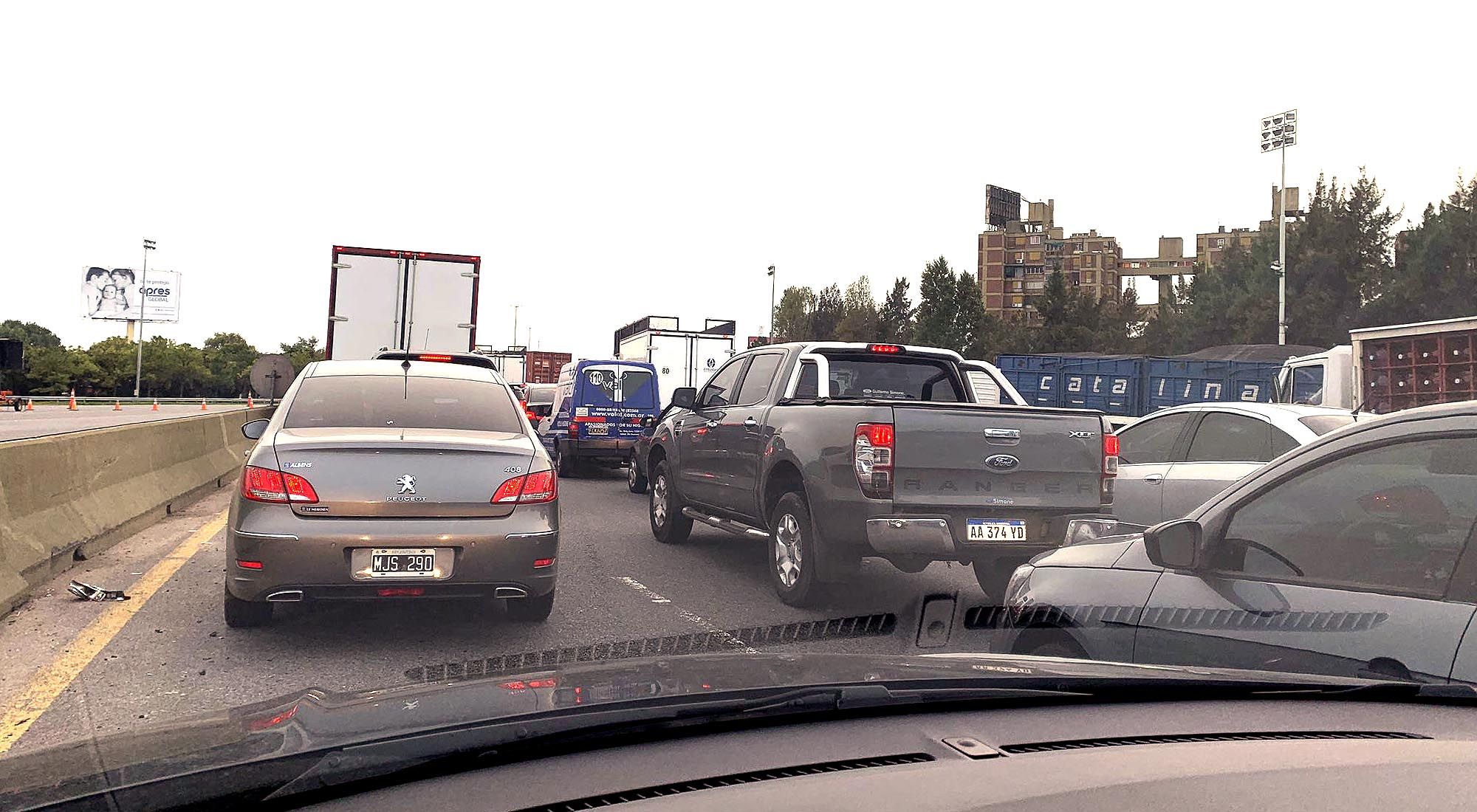 El ingreso de vehículos a la Capital Federal.