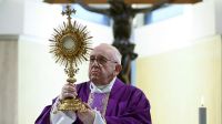 El Papa Francisco, este jueves 26 de marzo, en la Capilla de Santa Marta.