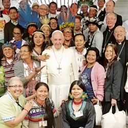 El Papa Francisco con mujeres | Foto:cedoc
