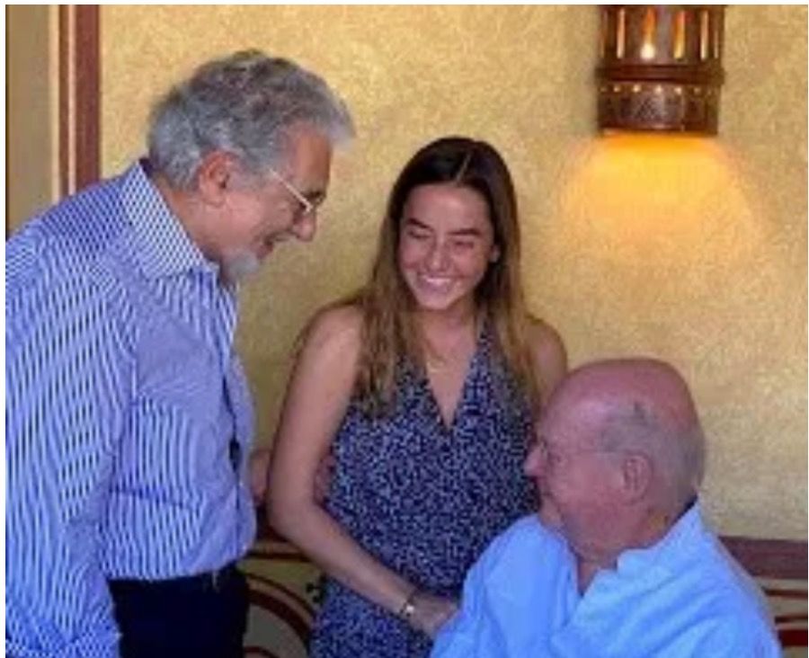 Plácido Domingo con Juan Francisco Beckmann, dueño de Tequila Cuervo, en la previa de su fiesta de cumpleaños.