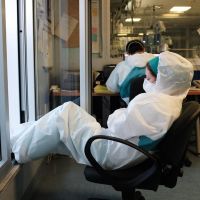 Retratos del coronavirus: el enfermero italiano que muestra en fotos la lucha contra la pandemia