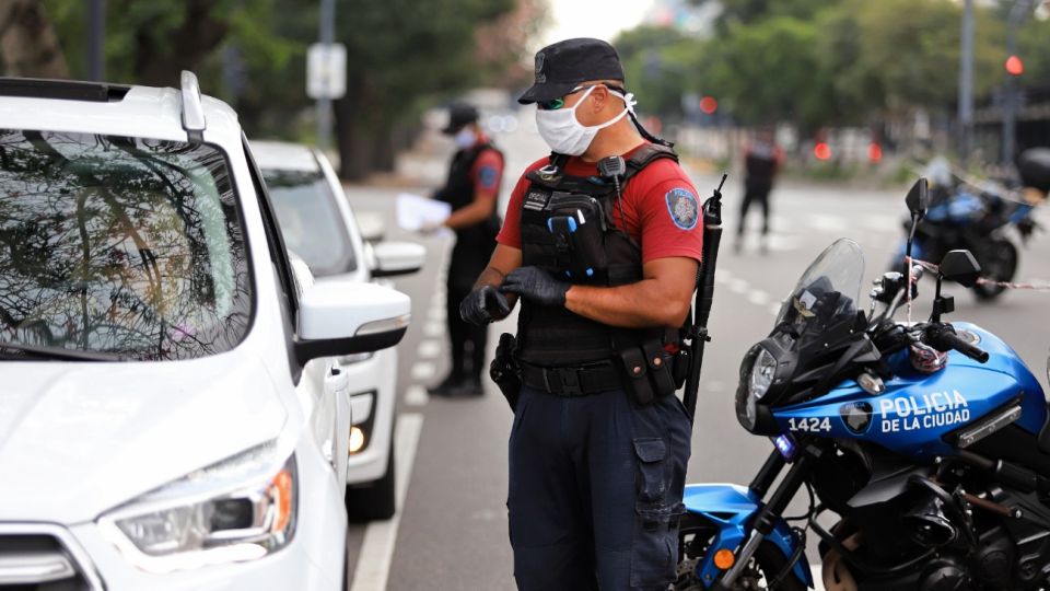 Imagen de carácter ilustrativo | El oficial infectado cumple funciones en una comisaría del barrio porteño de Caballito.