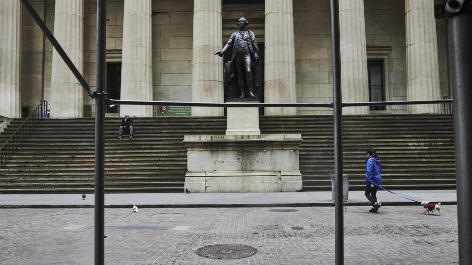 El edificio del Mercado de Valores de Wall Street en tiempos de Pandemia.