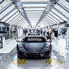 Lamborghini deja de fabricar autos para producir barbijos 