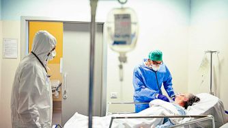 04042020_espana_italia_francia_curva_muertes_coronavirus_afp_g.jpg