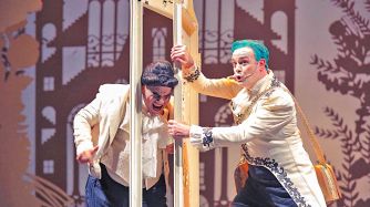 04042020_hombre_perdio_sombra_cartelera_teatro_cervantes_gzatna_g