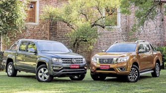 Amarok vs Frontier