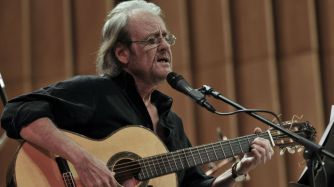 luis eduardo aute 0404