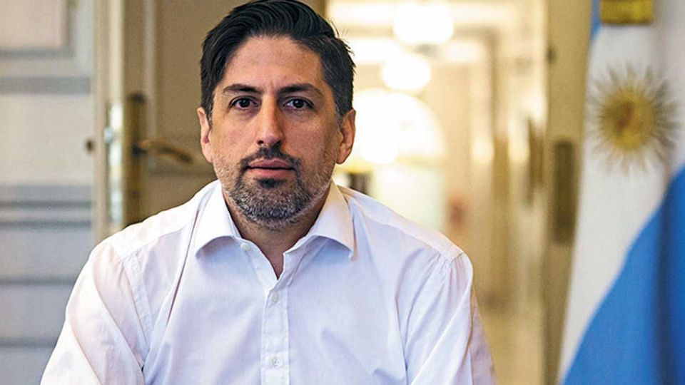 Plataformas. Esta semana, el programa Seguimos Educando sumó horas de TV y radio. Distribuirán 7 millones de cuadernillos.