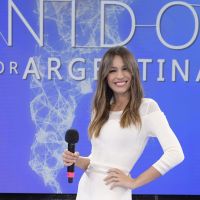 Pampita fue una de las conductoras de Unidos por Argentina