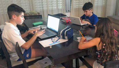 De a tres. Dispositivos y plataformas para hermanos.