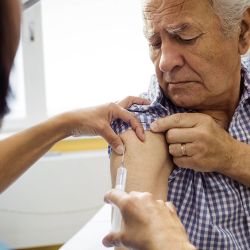 Vacunación de adultos mayores | Foto:Cedoc