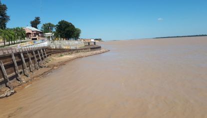 La bajante crítica del Paraná, sumada a la Pandemia, causa estragos en el Litoral.