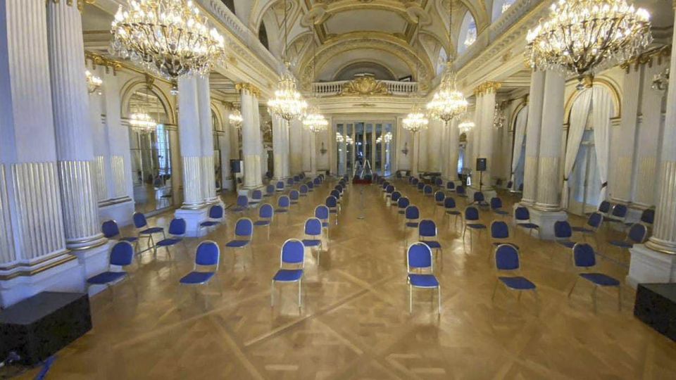 El salón Dorado del Palacio legislativo.