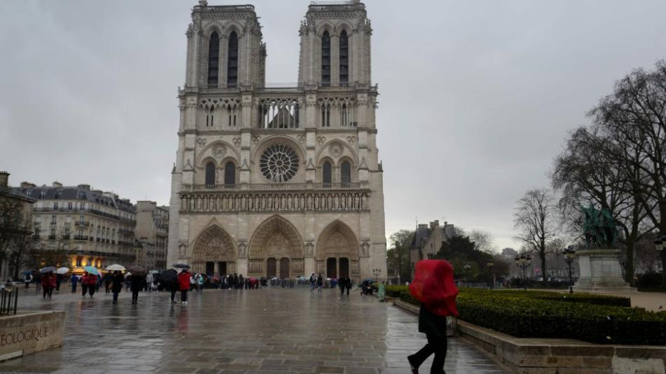 Viernes Santo: la Catedral de Notre Dame ofrecerá un Via Crucis televisado para millones de fieles
