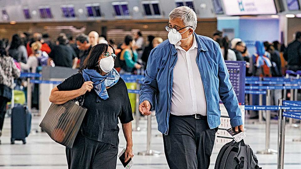 Culpas. La desgracia es ajena. Por ejemplo, de los que viajaron al exterior.