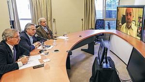 Olivos. Fernández participó de Puebla junto al canciller Solá y el secretario general Vitobello.