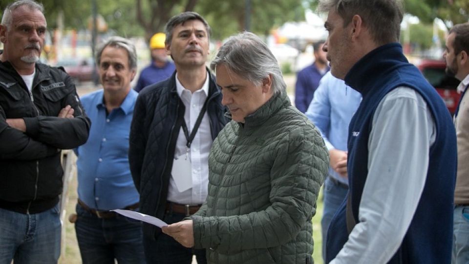 MODO DIÁLOGO. Llaryora los quiere a todos en el territorio y en paz.