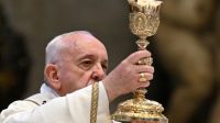 El Papa, este domingo 12 de abril en la misa de Pascua, en el Vaticano.