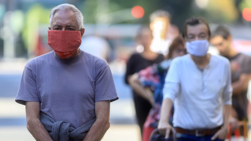 Imagen de carácter ilustrativo. Desde el 15 de abril será obligatorio el uso de tapabocas en Capital Federal.