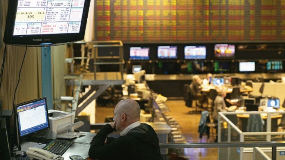 Subió la bolsa local por la mejoría mundial y el alza del dólar paralelo