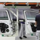 Volkswagen prevé reanudar gradualmente su producción en el mundo