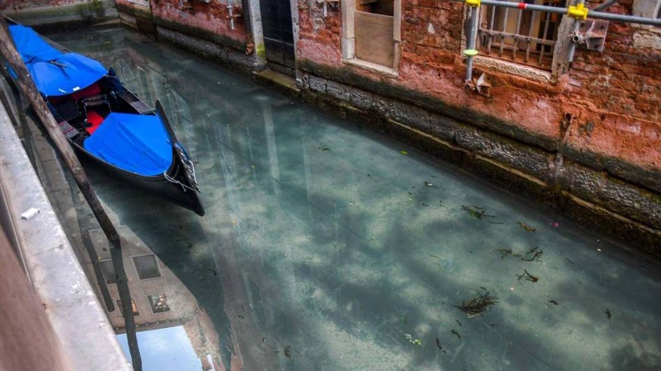venecia canales limpios 20200416