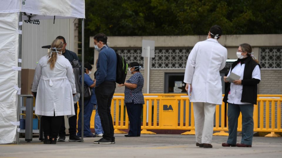 Médicos en la primera linea de lucha contra el coronavirus