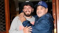 Diego Maradona y su hijo Diego JR.