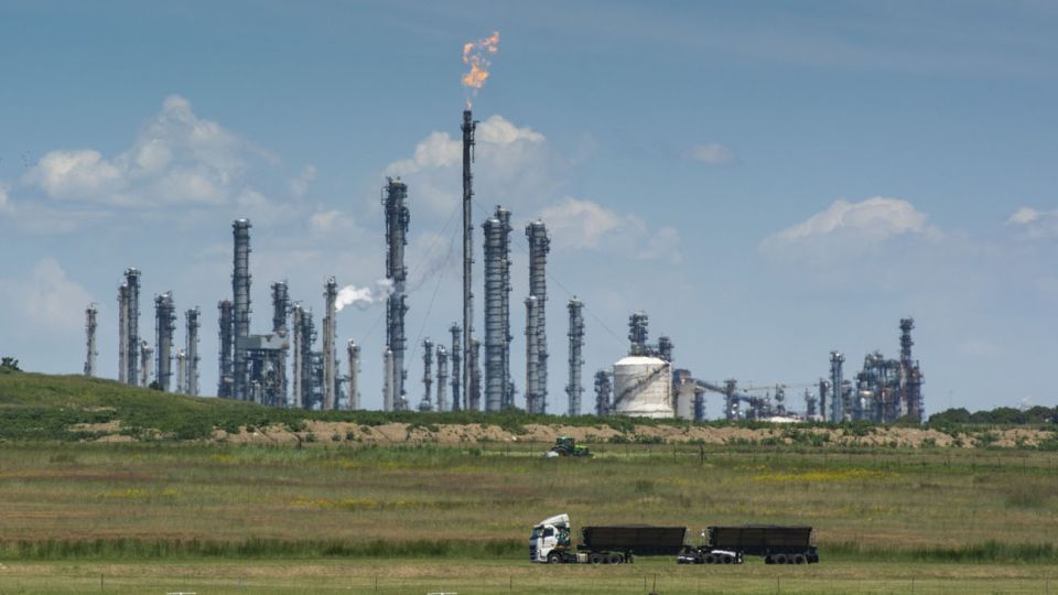 Cae el consumo de petróleo a nivel mundial.