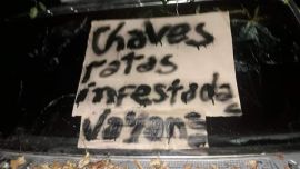 El auto quemado, en La Rioja.