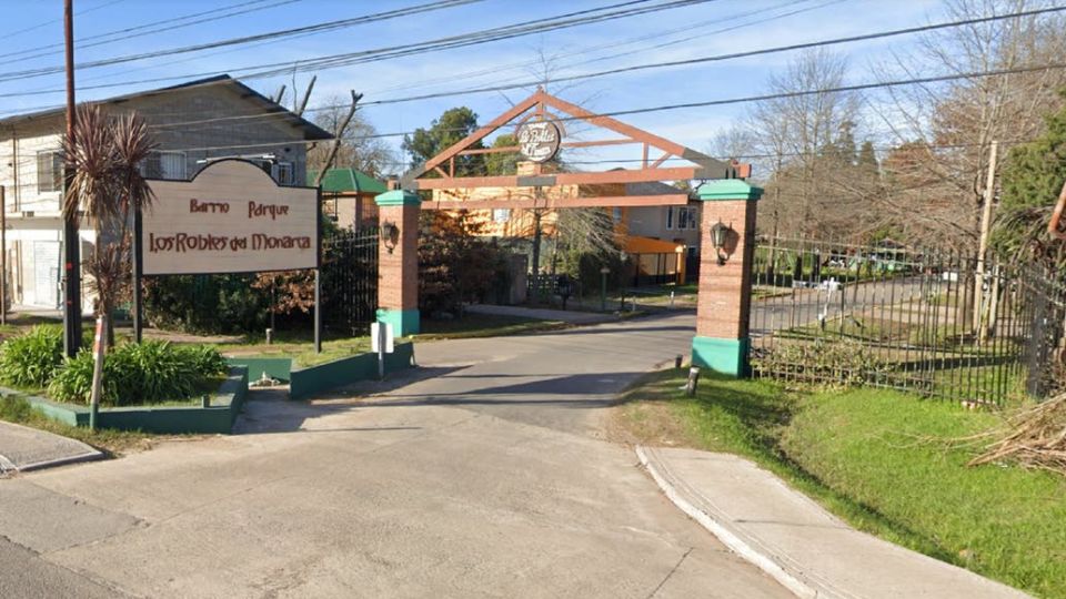 El barrio Los Robles del Monarca, en Pilar, donde el contador fue baleado en un intento de robo.