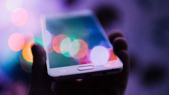 Hiperconectados en cuarentena: ¿cómo y para qué usamos las redes sociales?