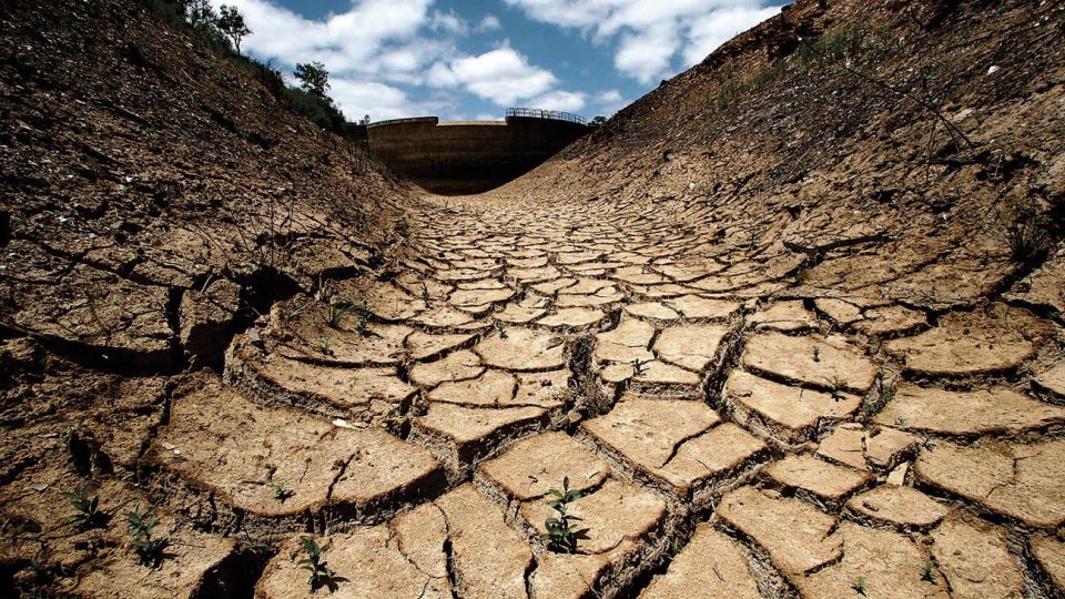 CAMBIO CLIMATICO. Un efecto en la naturaleza de situaciones que son sociales.