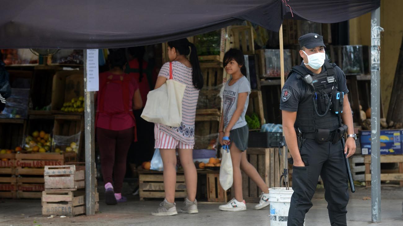 Controles de accesos en la Villa 31 durante la Cuarentena por Coronavirus dispuesta por el gobierno nacional.