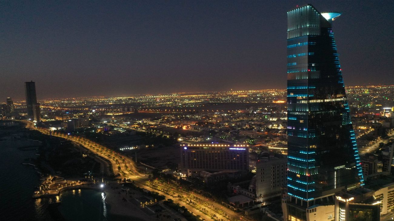 Las calles desiertas en la ciudad costera saudita de Jeddah 