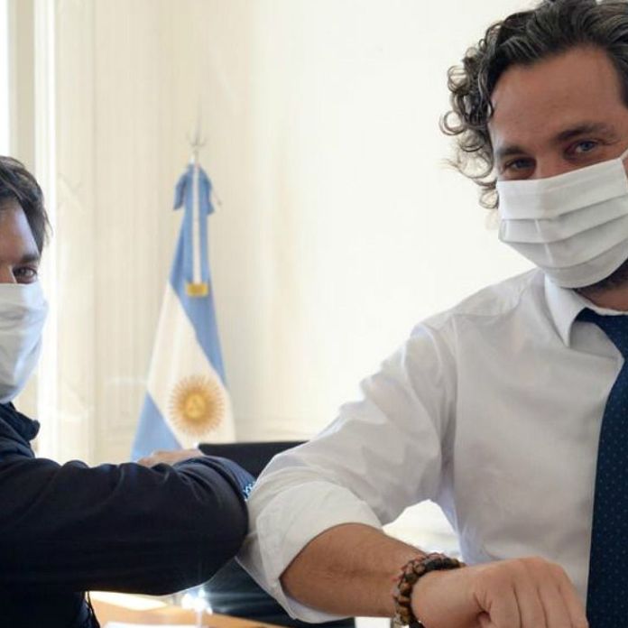 Noticias Kicillof Se Ajusta El Barbijo