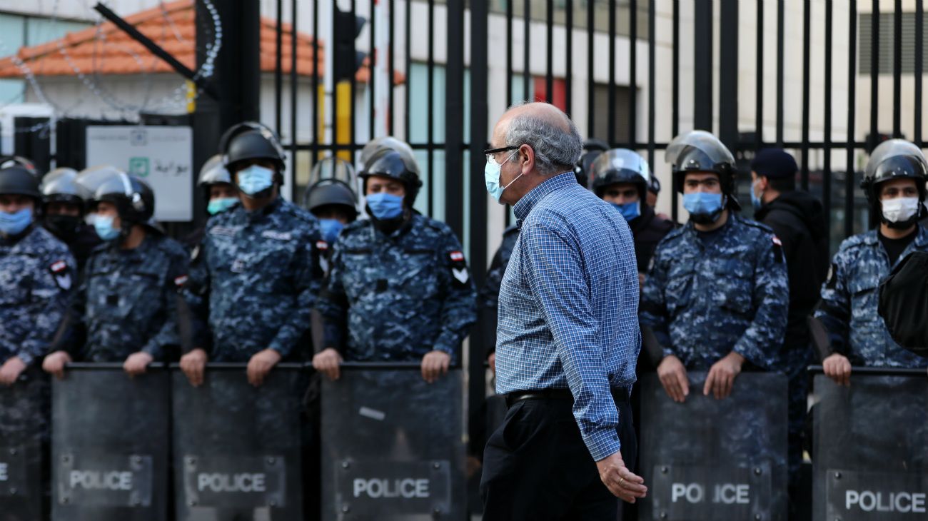 Caos financiero y protestas en Beirut, Líbano durante la pandemia