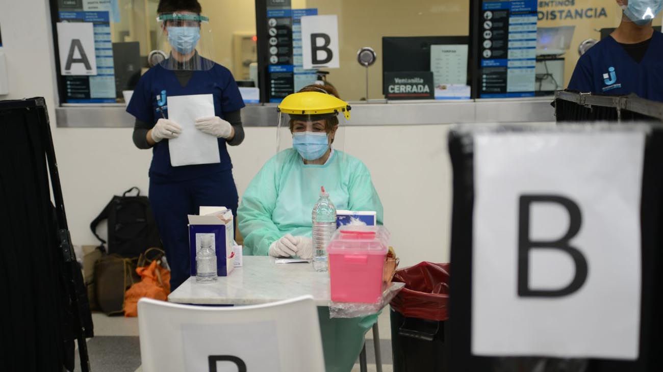 Test rápidos de Coronavirus en Constitución a voluntarios.