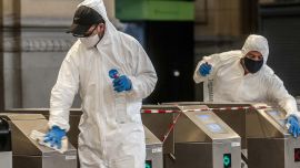 En la estación de trenes de Constitución se toman muestras de sangre para diferentes estudios breves asociados al Covid-19