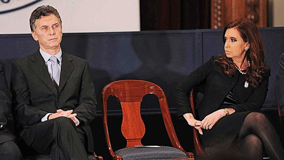 Liderazgo. Mauricio y Cristina imponen confrontación y antagonismo.