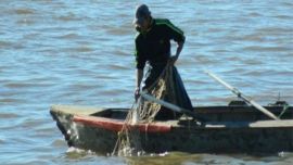 La pesca de subsistencia está contemplada en cuarentena, pero no para venta a frigoríficos.
