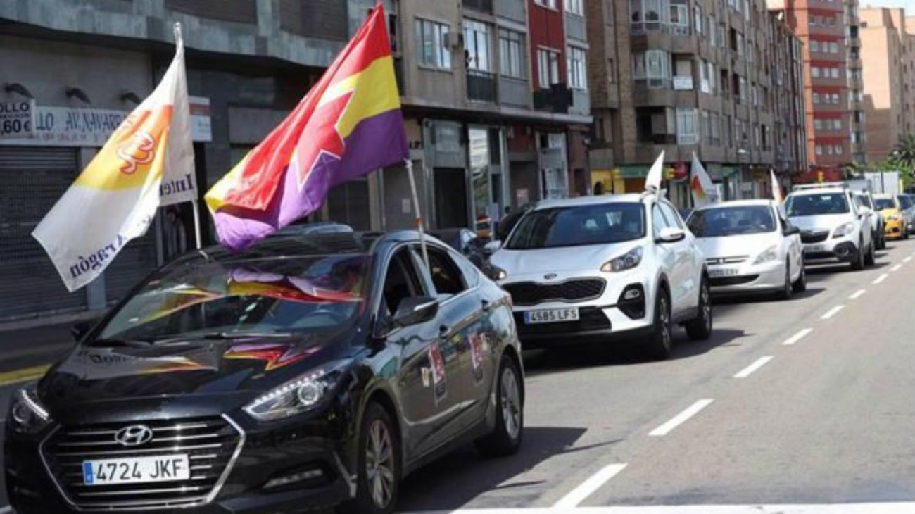 En Zaragoza, España, hubo una marcha en automóviles.